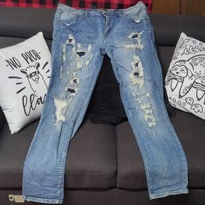 Distressed Blue Jeans Men